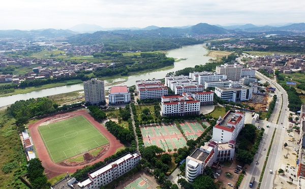 航拍你不曾瞰过的闽南科技学院